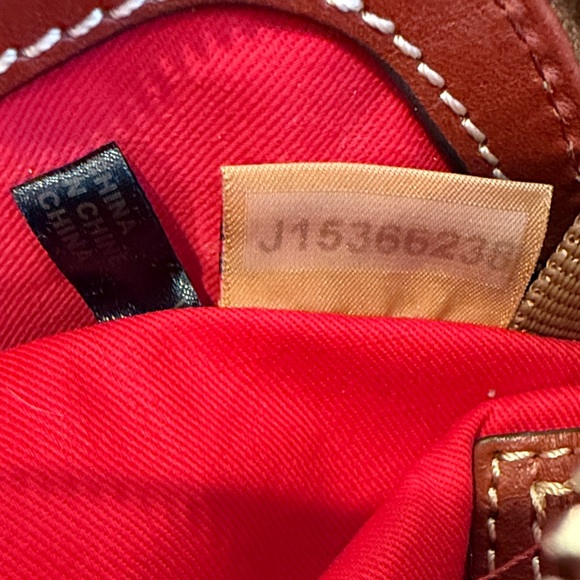 Dooney & Bourke Like new. Light Pink and Brown shoulder Bag - Picture 9 of 15